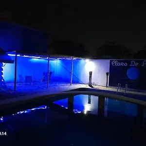Claro De Luna Apartahotel